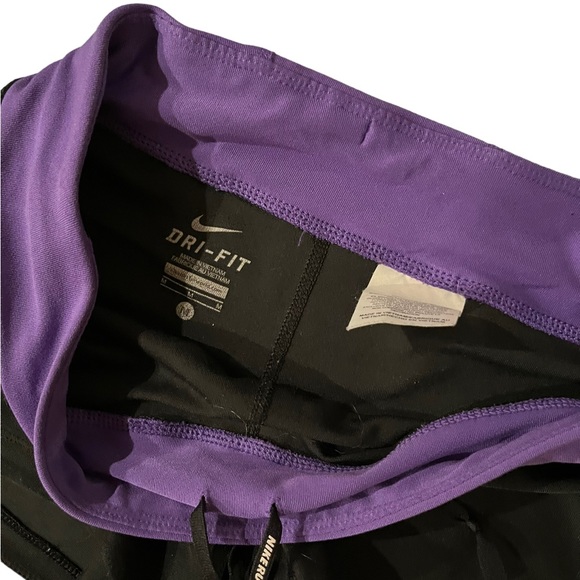 NIKE BOOTY SHORTS 2 IDENTICAL PAIRS - Picture 3 of 8